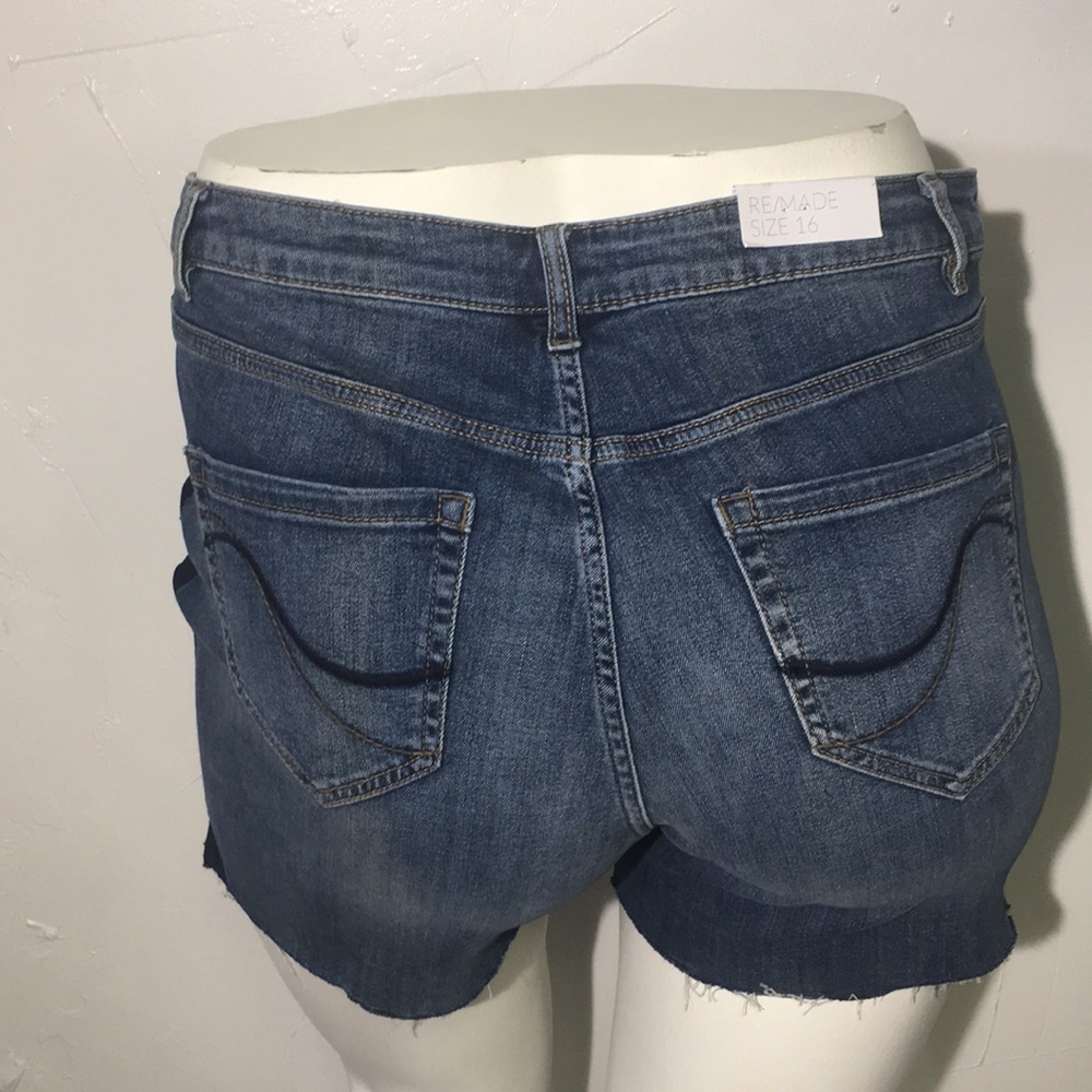 NWT Lane Bryant re made in LA denim shorts - Picture 4 of 8